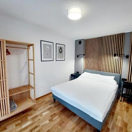 Kolory Warmii Apartamenty Garaz Podziemny 奥尔什丁 外观 照片